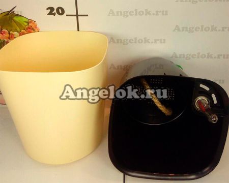 фото Кашпо с автополивом Комфорт бежевый 2,5л от магазина магазина орхидей Ангелок